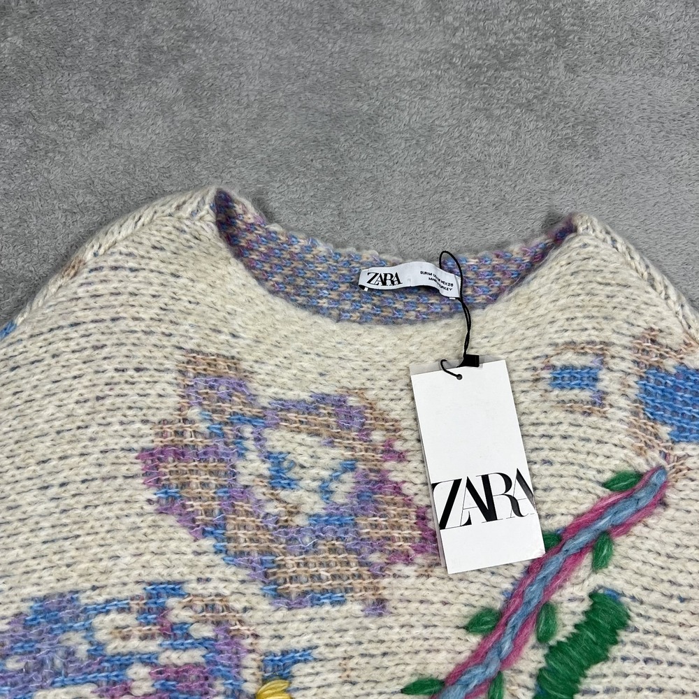 Zara Poncho Cape Sweater Womens Medium Floral Embroidered Knit Oversized New - Picture 4 of 13